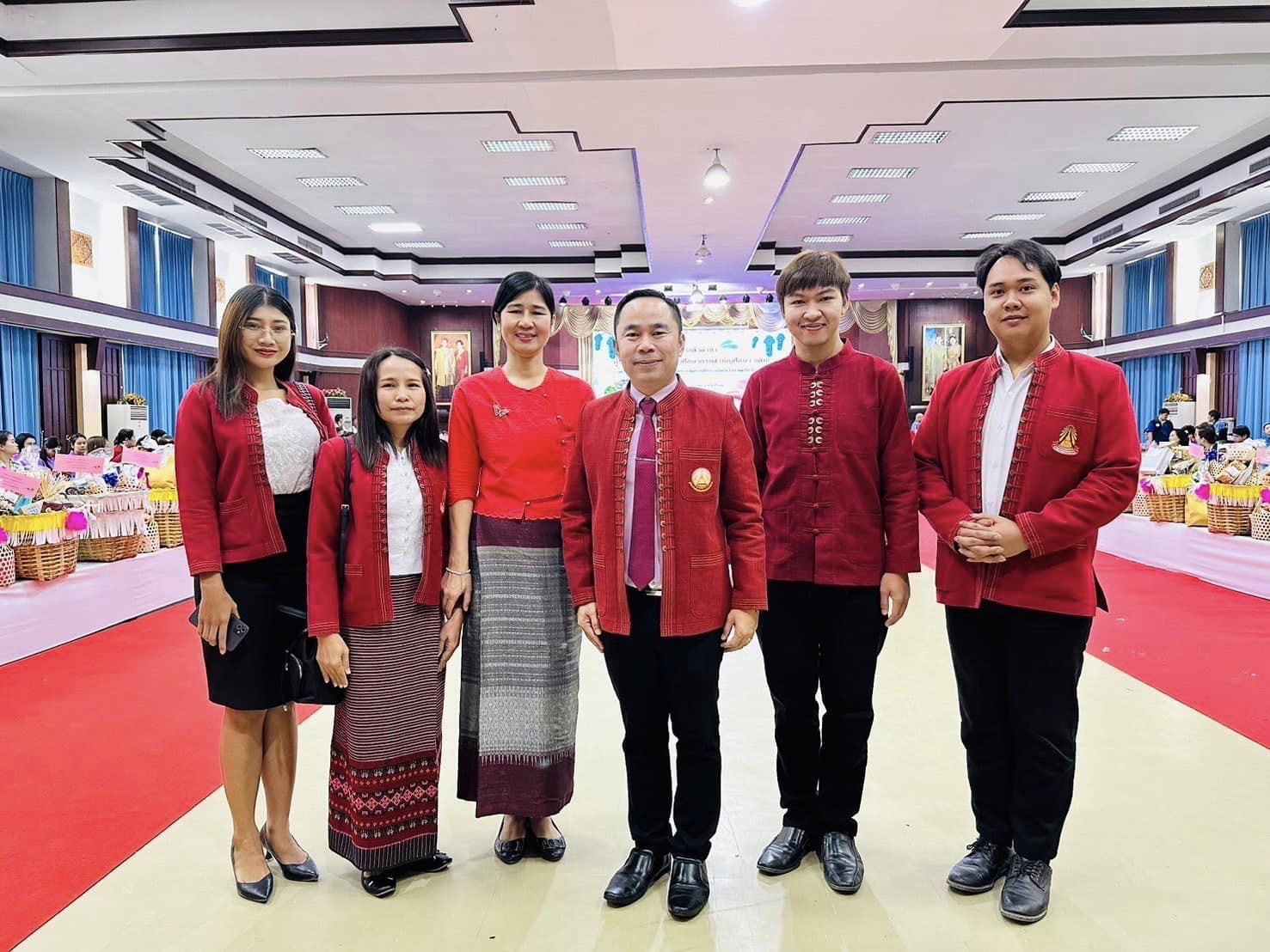 You are currently viewing ร่วมพิธีสระเกล้าดำหัว ผู้บริหารโรงเรียนมัธยมศึกษากรมสามัญศึกษา (เดิม)