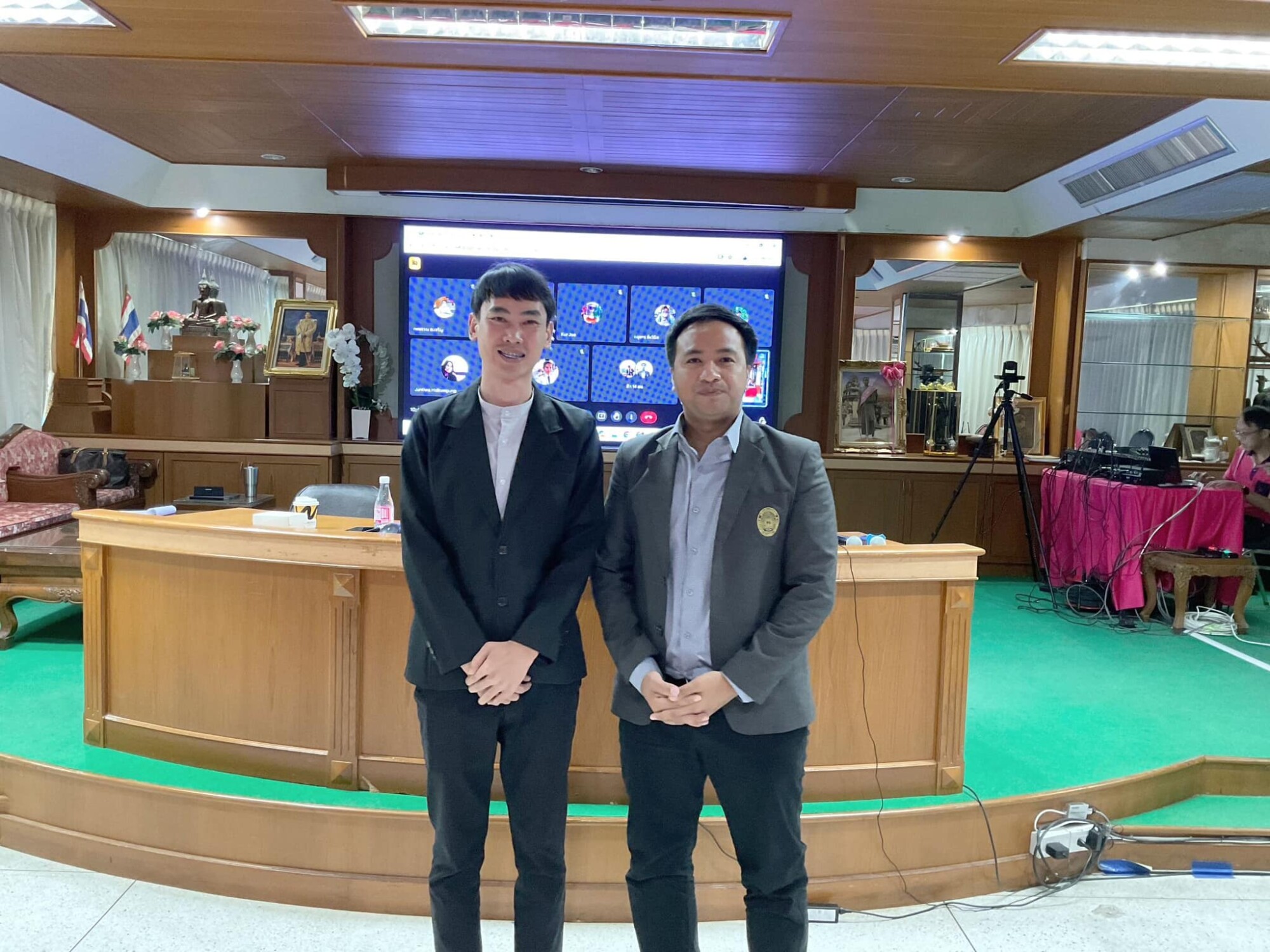 Read more about the article นายนครินทร์ แก้วดวงดี เข้าร่วมอบรมเชิงปฏิบัติการพัฒนาคุณภาพการจัดการเรียนรู้ประวัติศาสตร์ หน้าที่พลเมือง ศีลธรรมและประชาธิปไตย ห้องเรียนวิถีใหม่ด้วยดิจิทัล ต่อยอดSoft Power เพิ่มมูลค่าประวัติศาสตร์ วัฒนธรรม ภูมิปัญญาท้องถิ่น