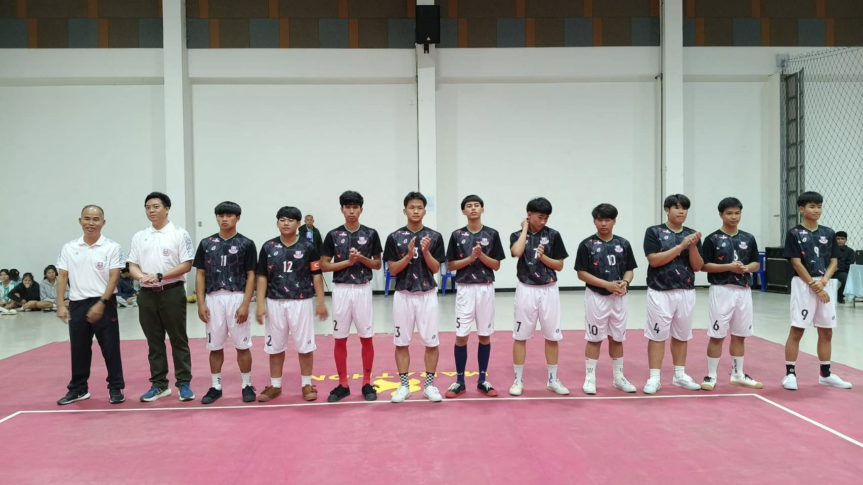 Read more about the article นักเรียนเข้าร่วมแข่งขันเซปักตะกร้อทีมชุด ชายกีฬานักเรียนนักศึกษาแห่งชาติ ครั้งที่ 44