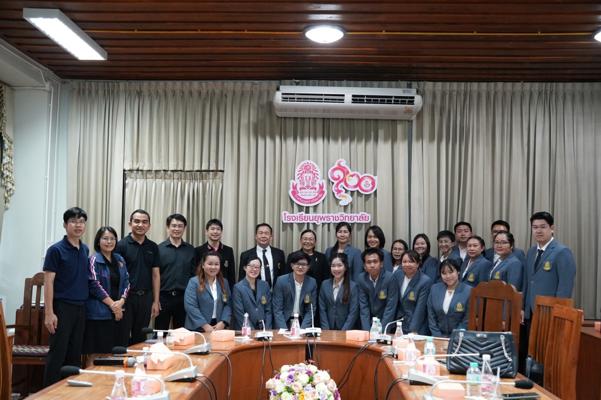 Read more about the article ศึกษาดูงานหลักสูตรห้องเรียนวิทยาศาสตร์พลังสิบ ณ โรงเรียนยุพราชวิทยาลัย