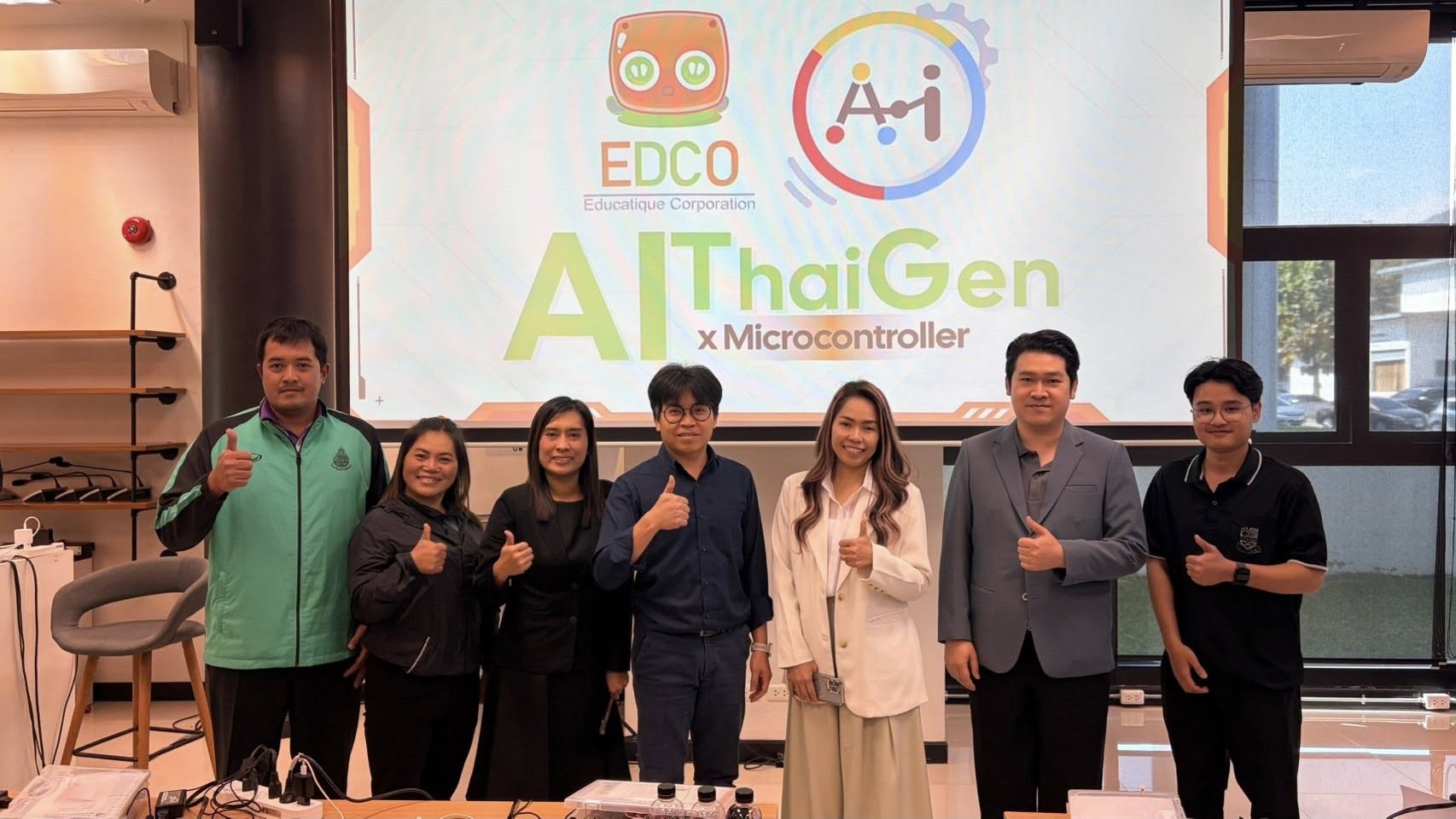 Read more about the article เข้าร่วมอบรมเชิงปฏิบัติการ หัวข้อ “AIThaiGen with Microcontroller”